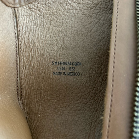 NEW Frye Women Marissa Medallion Leather Inside Zip Tall Boot US 5 Cognac $328 - Picture 8 of 10